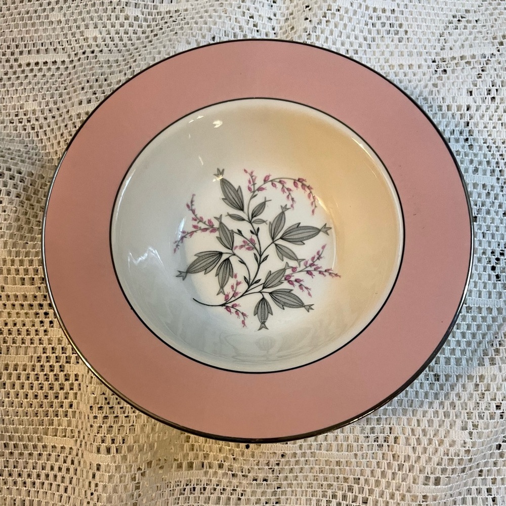 Vintage/Antique Set of 4 Cavalier Eggshell Laughlin Springtime Desert Bowls - Picture 2 of 3